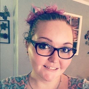 Meet your Posher, Lindsey